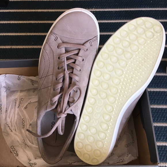 Ecco brand new shoes with box. - Picture 4 of 5